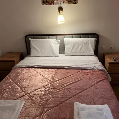 Sweet Mitropoleos Apartment *